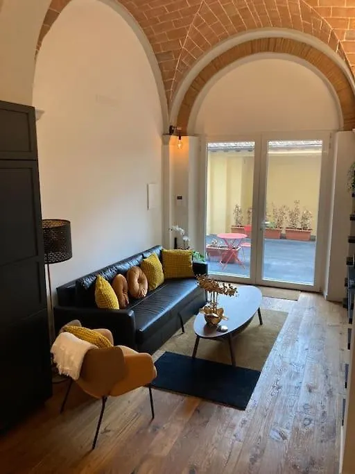 Chic Florence Retreat City Gem Apartament
